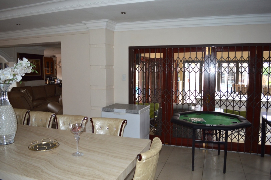 4 Bedroom Property for Sale in Flamwood North West